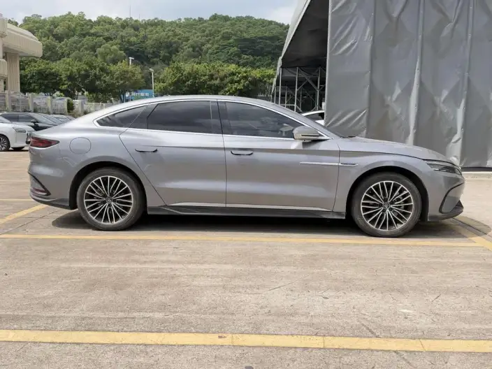 BYD Han EV 2023 Model Champion Edition 506KM Noble Model – фото 7
