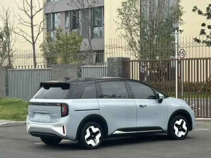 Arcfox Kaola 2023 Model Family Edition Pro – фото 7