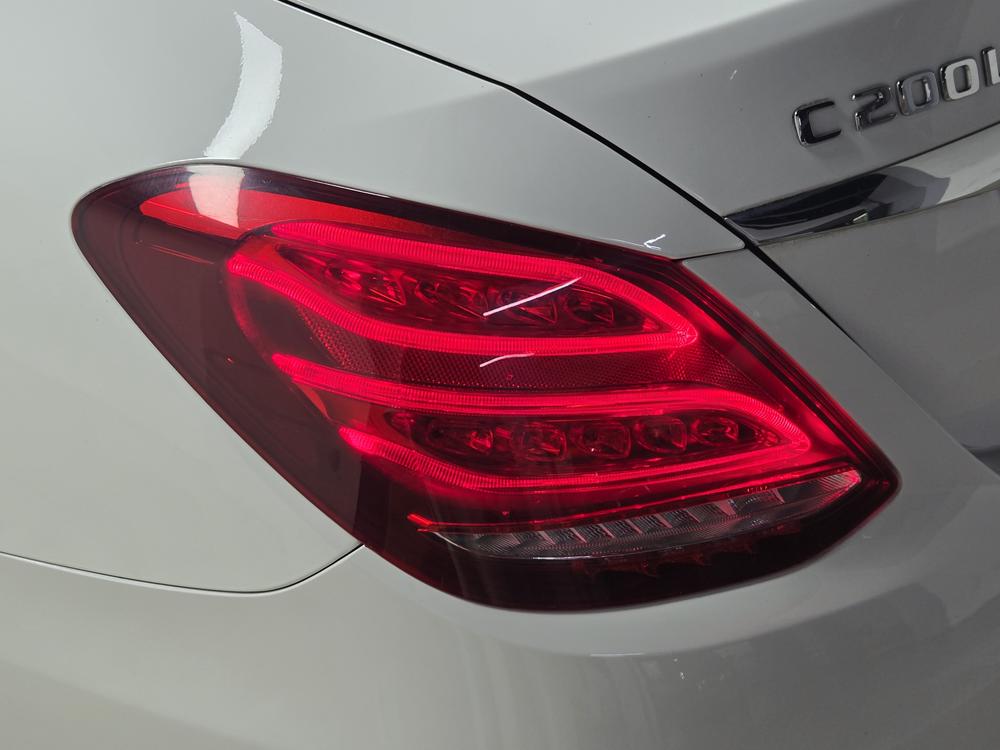 Mercedes-Benz C-Class 2018 C 200 L Sport – фото 13