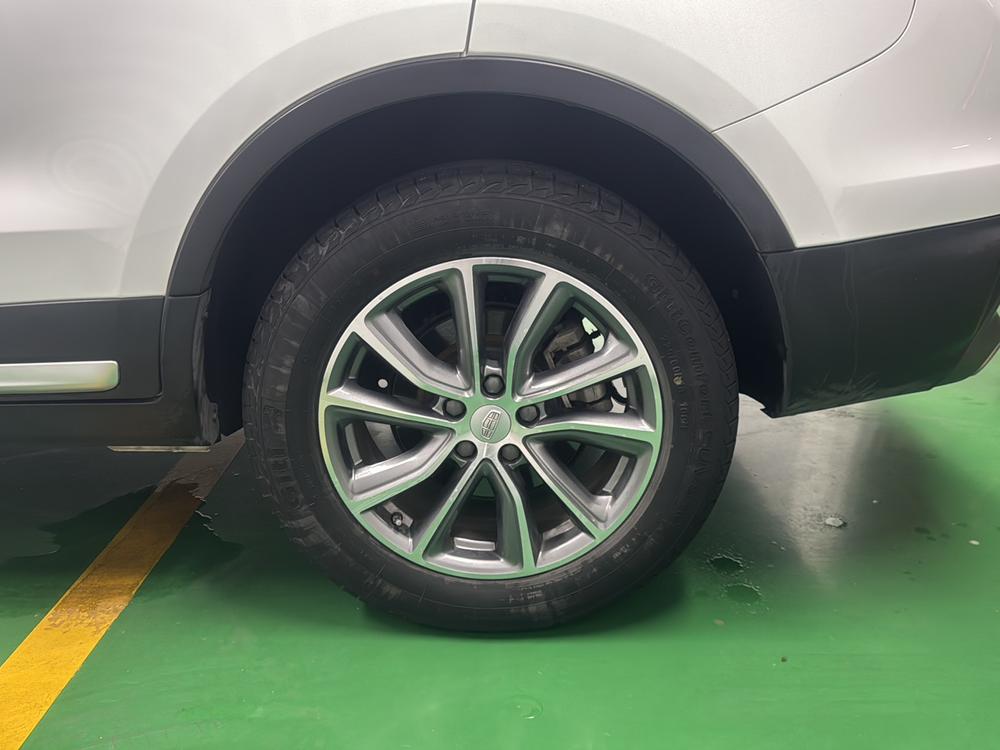Geely Boyue 2018 1.8TD Automatic 2WD Smart Connect 4G – фото 9