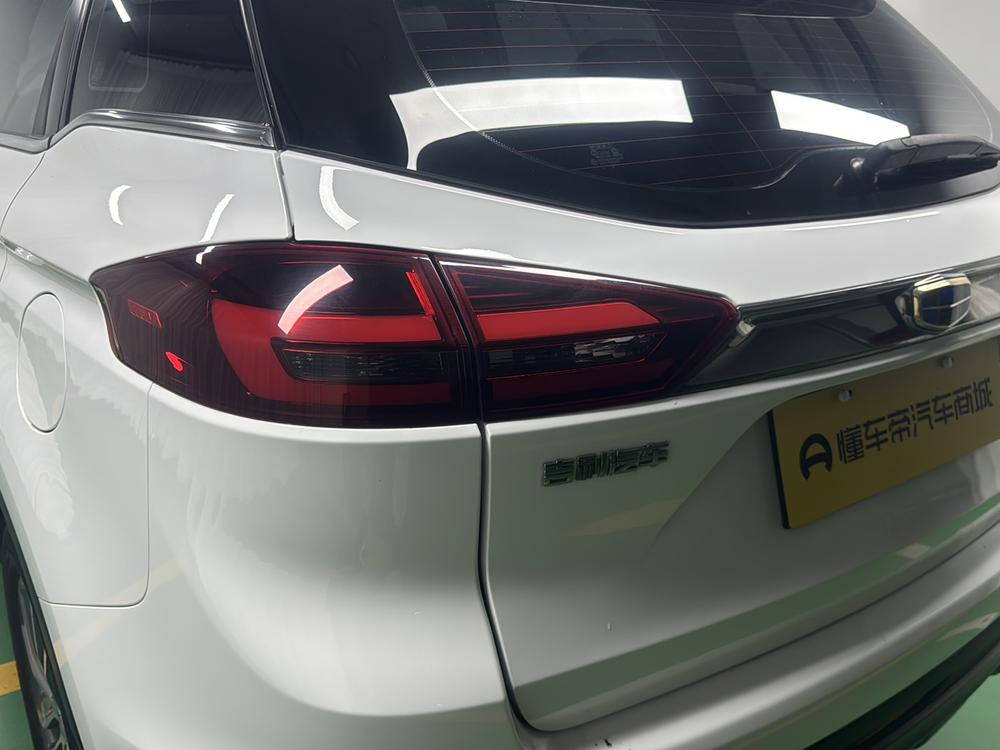 Geely Boyue 2018 1.8TD Automatic 2WD Smart Connect 4G – фото 13