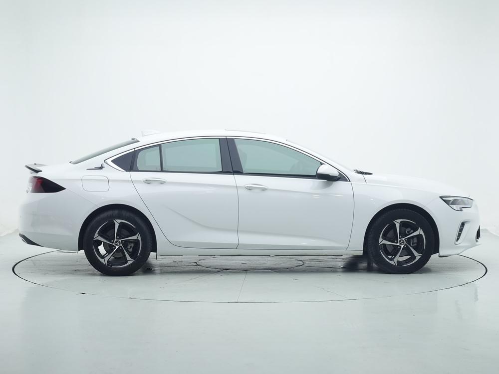 Buick Regal 2021 552T Luxury – фото 8