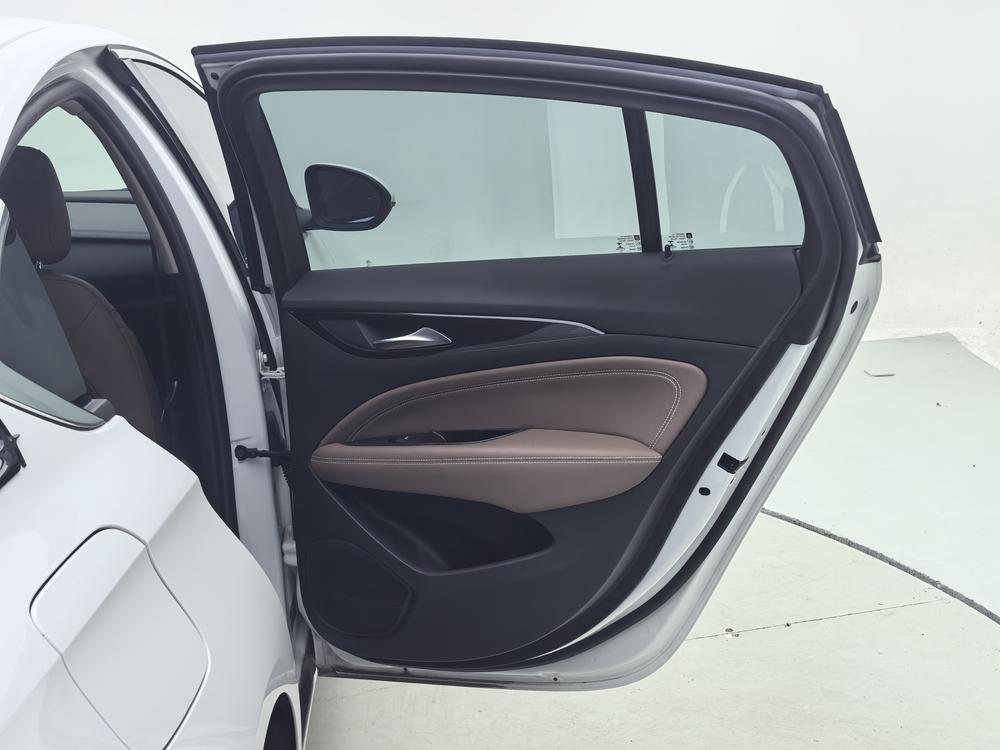 Buick Regal 2021 552T Luxury – фото 28
