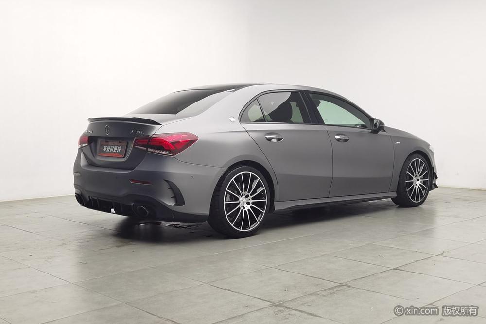 Mercedes-Benz A-Class AMG Модель 2019 года AMG A 35 L 4MATIC