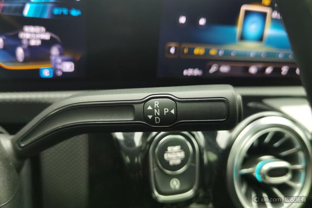 Mercedes-Benz A-Class AMG Модель 2019 года AMG A 35 L 4MATIC – фото 15