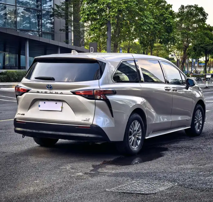 Toyota Sienna 2021 Model 2.5L Hybrid Comfort Edition – фото 7