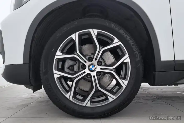 BMW X1 2022 Model sDrive25Li Leading Model – фото 8