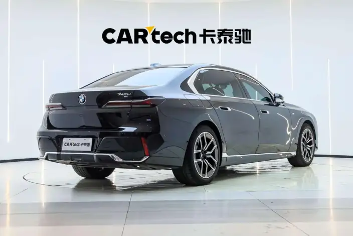 BMW 7 Series 2023 Model 735Li M Sports Set – фото 7