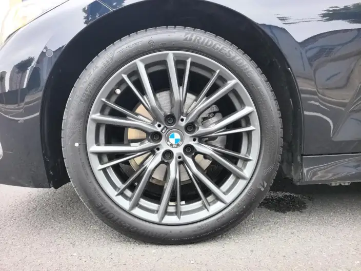 BMW 3 Series 2023 Model 325i M Sports Night Set – фото 7