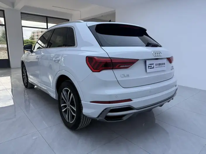 AUDI Q3 2022 Model 35 TFSI Enterprising Dynamic Model