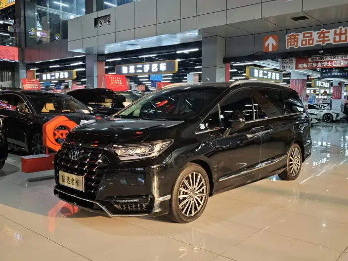 Honda Elysion 2022 Model 2.0L Hybrid Deluxe Edition – фото 1