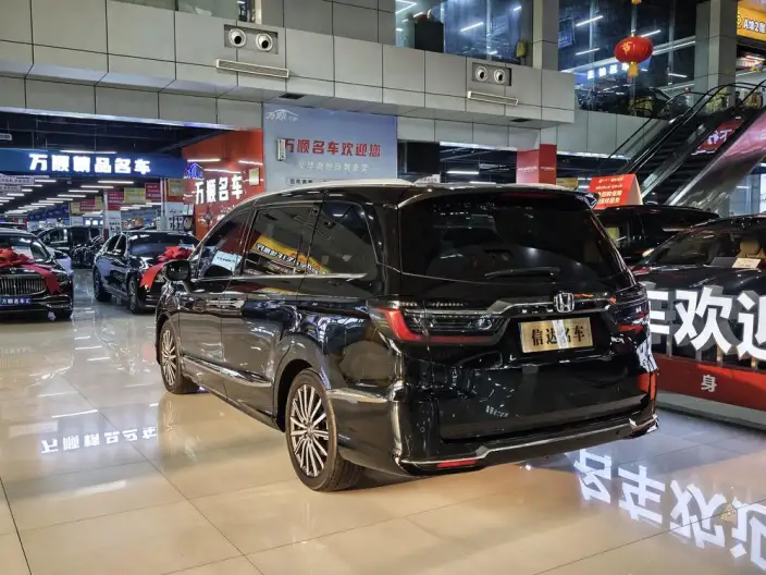 Honda Elysion 2022 Model 2.0L Hybrid Deluxe Edition – фото 4
