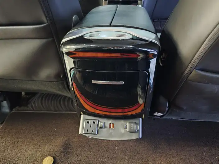 Honda Elysion 2022 Model 2.0L Hybrid Deluxe Edition – фото 8