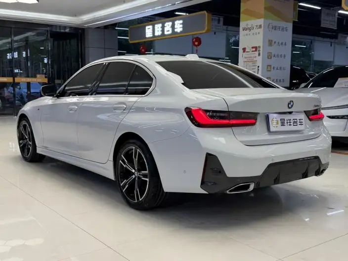 BMW 3 Series 2023 Model 325i M Sports Set – фото 4