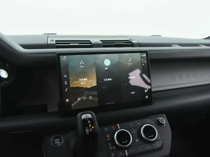 Land Rover Defender 2023 Model 110 3.0T P400 X-Dynamic HSE – фото 10