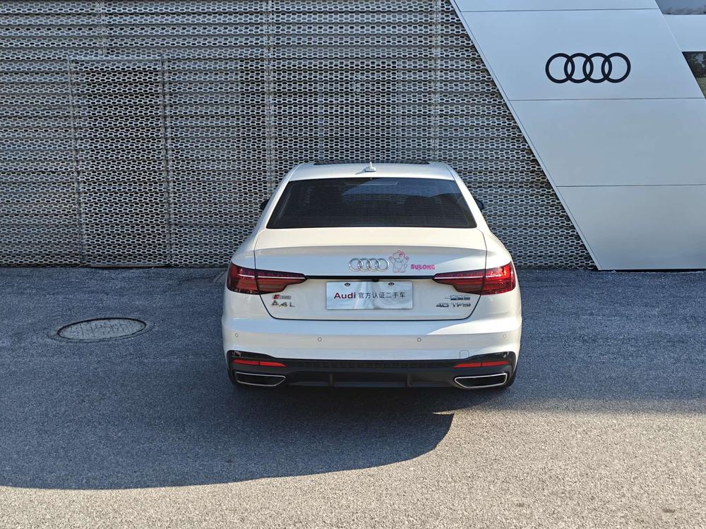 Audi A4L 2022 40 TFSI Luxury Dynamic