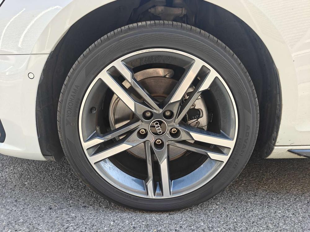 Audi A4L 2022 40 TFSI Luxury Dynamic – фото 9