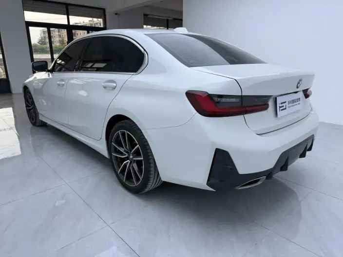 BMW 3 Series 2023 Model 320Li M Sports Set – фото 4