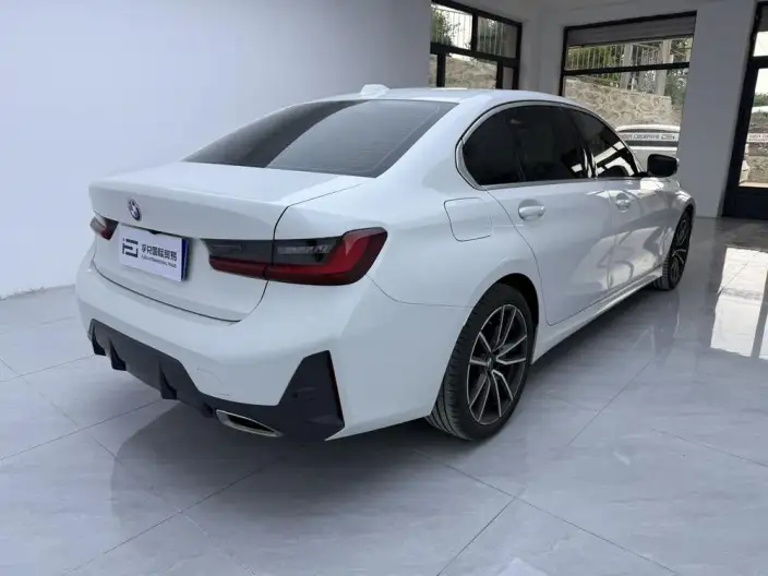 BMW 3 Series 2023 Model 320Li M Sports Set – фото 6