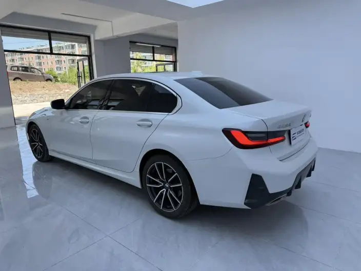 BMW 3 Series 2023 Model 320Li M Sports Set – фото 4