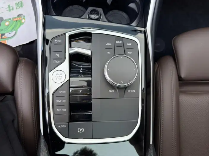 BMW 3 Series 2023 Model 320Li M Sports Set – фото 8