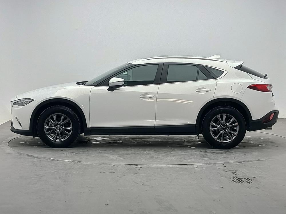 Mazda CX-4 Модель 2018 года 2.0L автоматическое 2WD SkyActiv Leading version Country VI