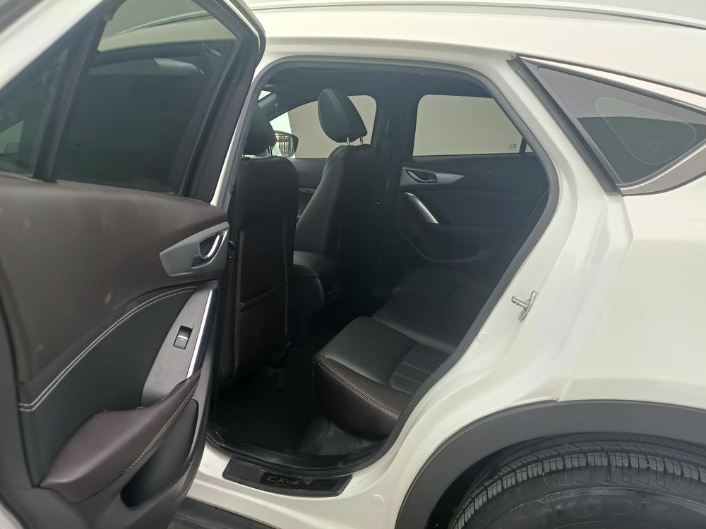 Mazda CX-4 Модель 2018 года 2.0L автоматическое 2WD SkyActiv Leading version Country VI – фото 18