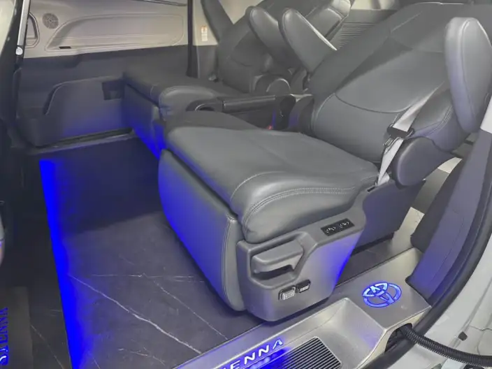 Toyota Sienna 2024 Model Hybrid 2.5L Comfort Edition – фото 3