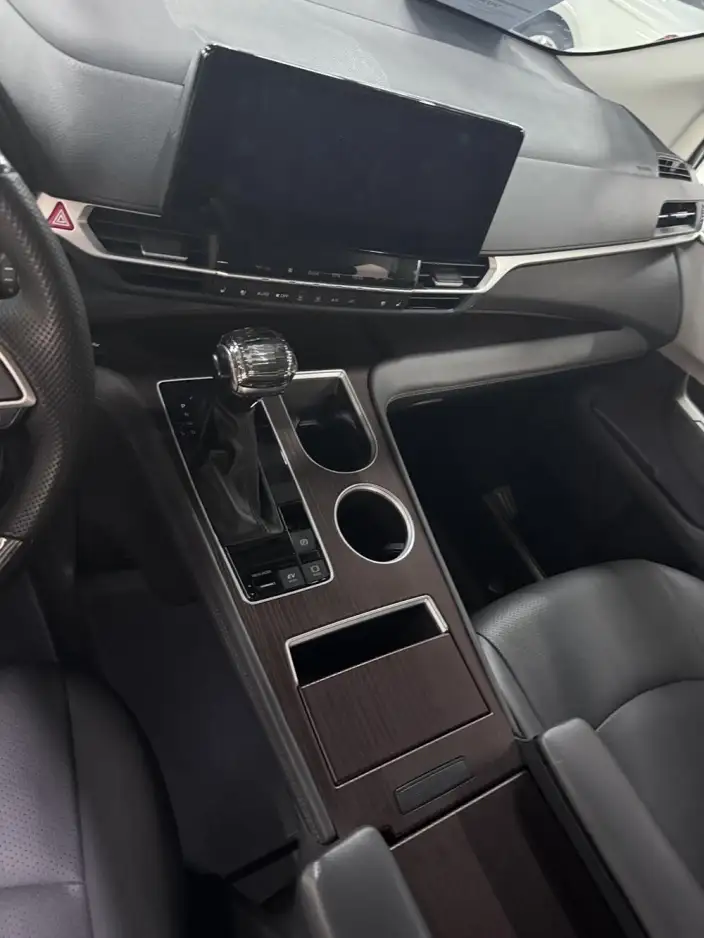 Toyota Sienna 2024 Model Hybrid 2.5L Comfort Edition – фото 10