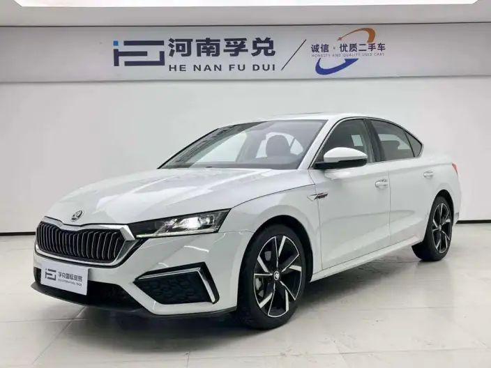 Skoda Octavia 2023 Model Facelift PRO TSI280 DSG Exclusive Edition
