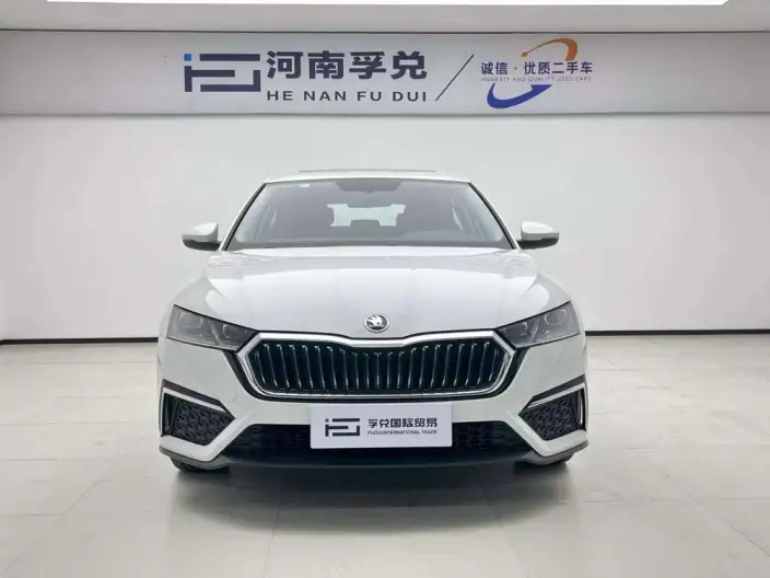 Skoda Octavia 2023 Model Facelift PRO TSI280 DSG Exclusive Edition