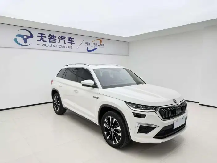 Skoda Kodiaq 2022 Model TSI330 7 seat 2WD Luxury Edition