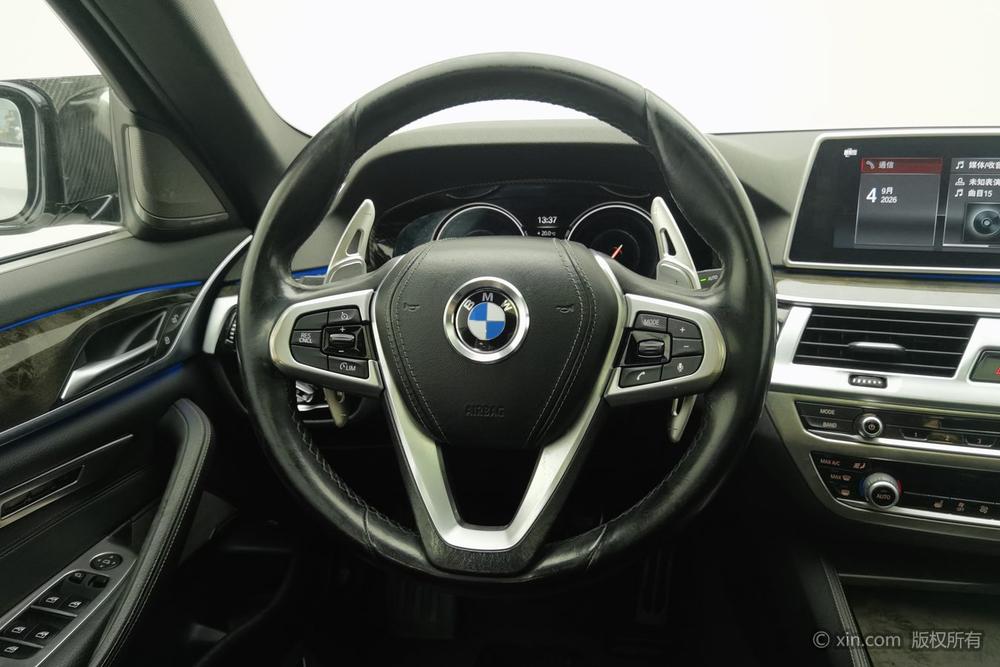 BMW 5 Series 2018 530Li Leading Luxury Package – фото 14