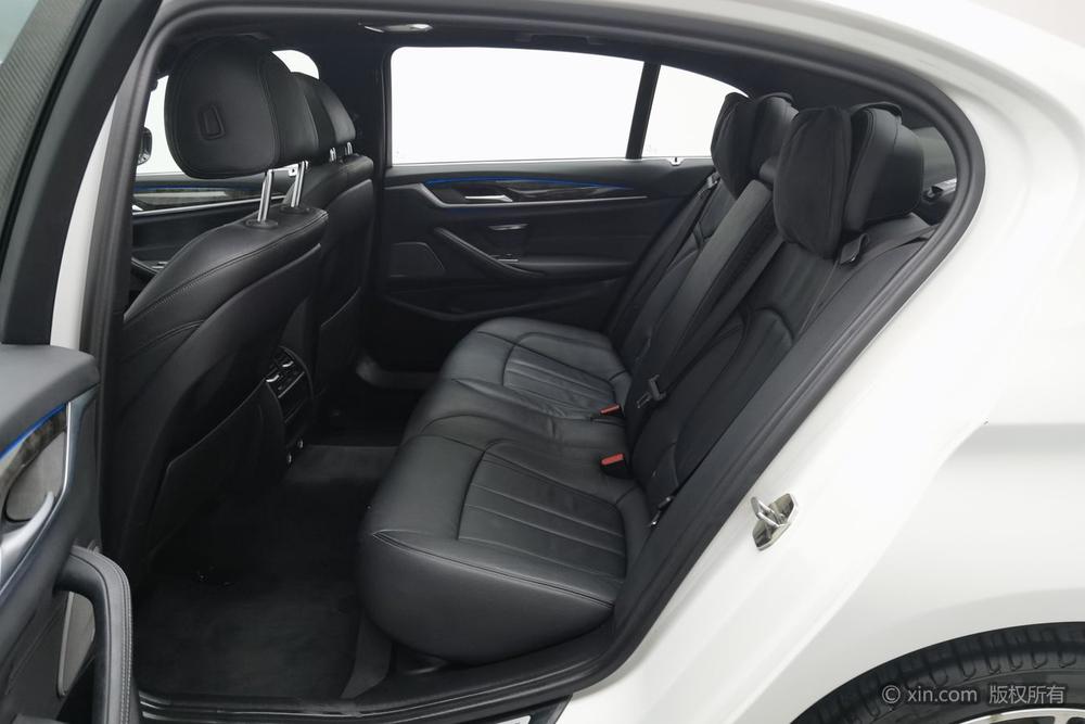 BMW 5 Series 2018 530Li Leading Luxury Package – фото 19