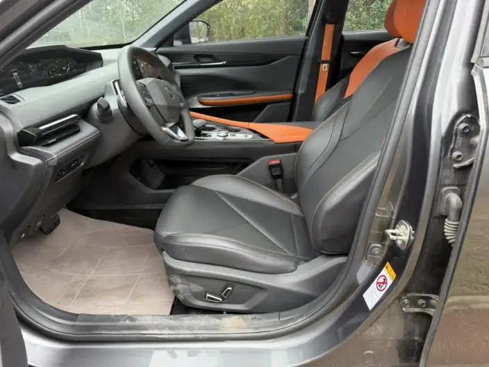 Changan UNI-V 2023 Model 1.5T Noble Model – фото 9