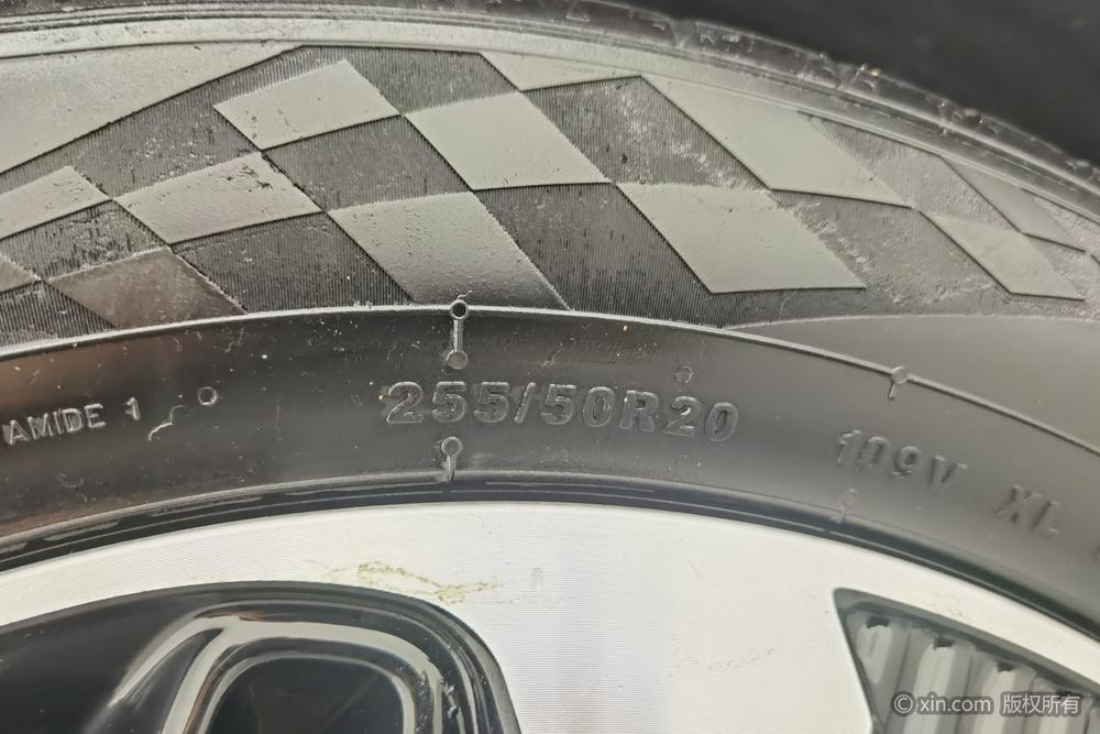 BYD Tang DM 2023 Champion DM-i 112km Prestige – фото 10