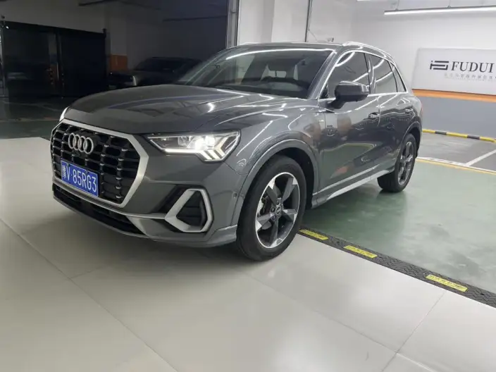 AUDI Q3 2022 Model 35 TFSI Fashion Dynamic Model