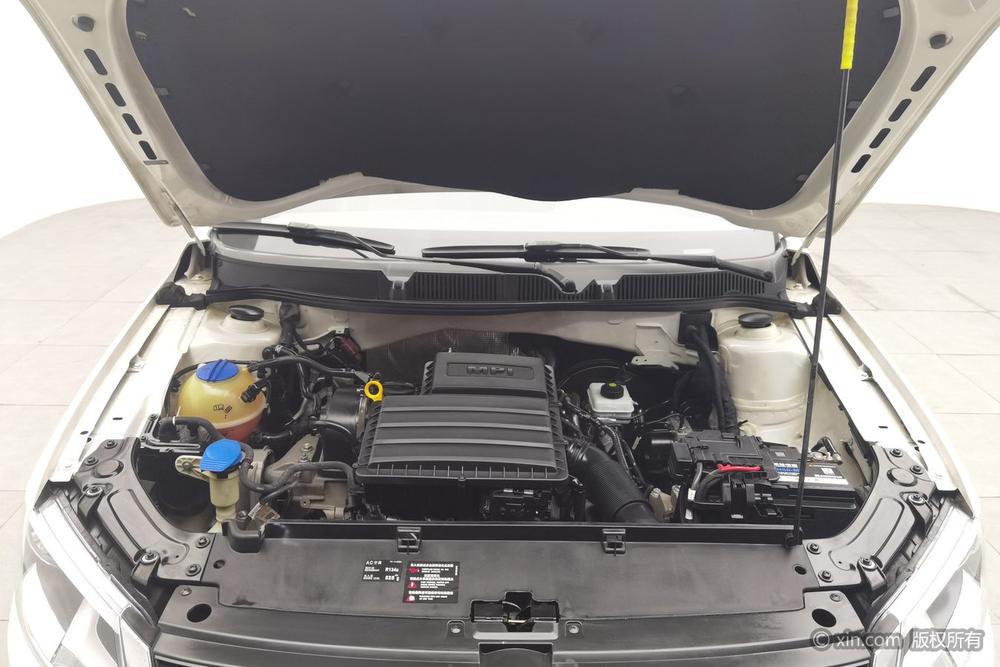 Volkswagen Lavida Plus 2013 модификация 1.6L Automatic Luxury – фото 6