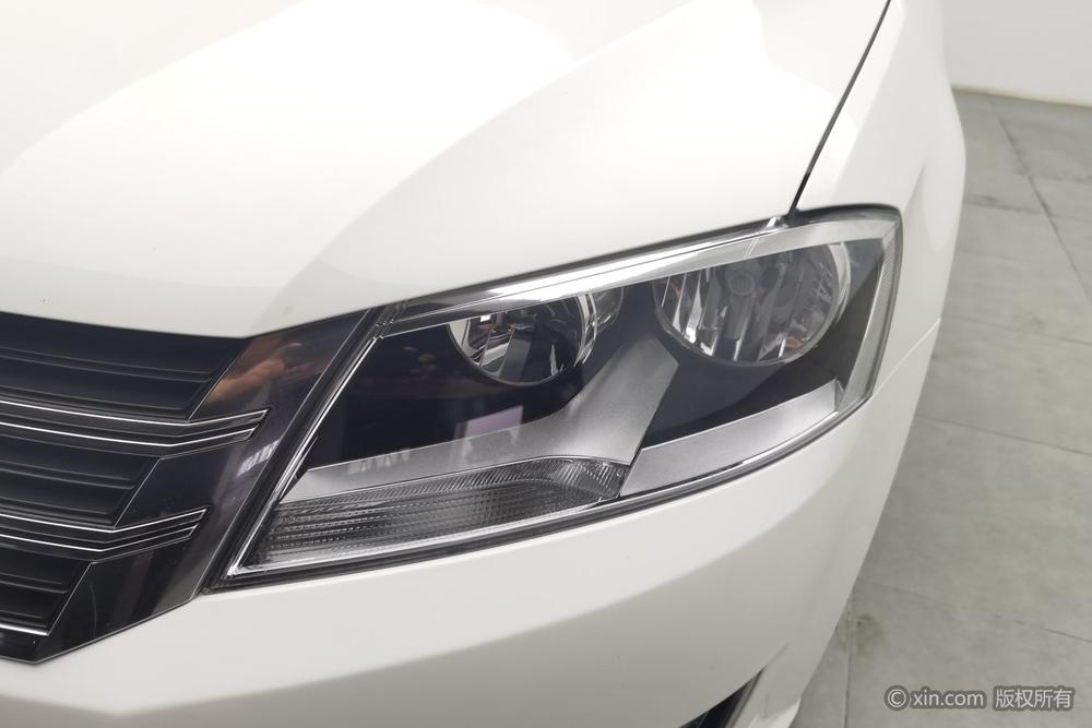 Volkswagen Lavida Plus 2013 модификация 1.6L Automatic Luxury – фото 8