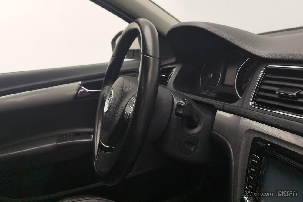 Volkswagen Lavida Plus 2013 модификация 1.6L Automatic Luxury – фото 11