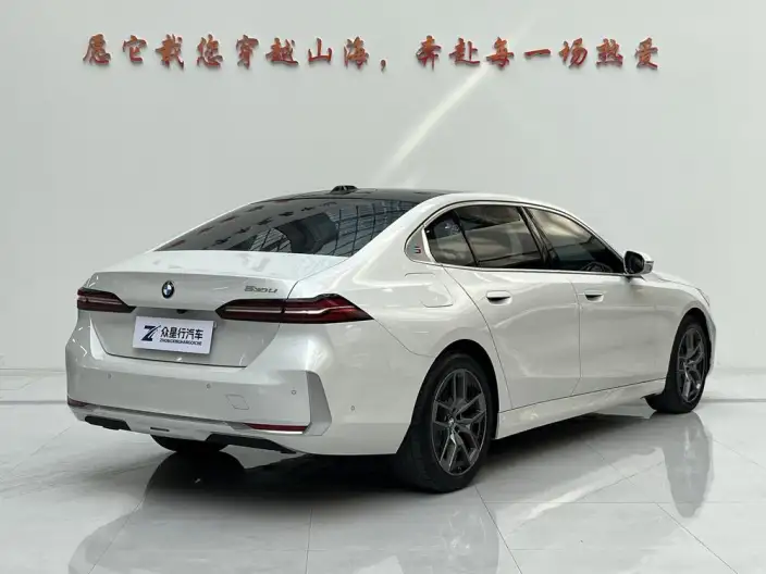 BMW 5 Series 2024 Model 530Li Leading Model Luxury Set – фото 4