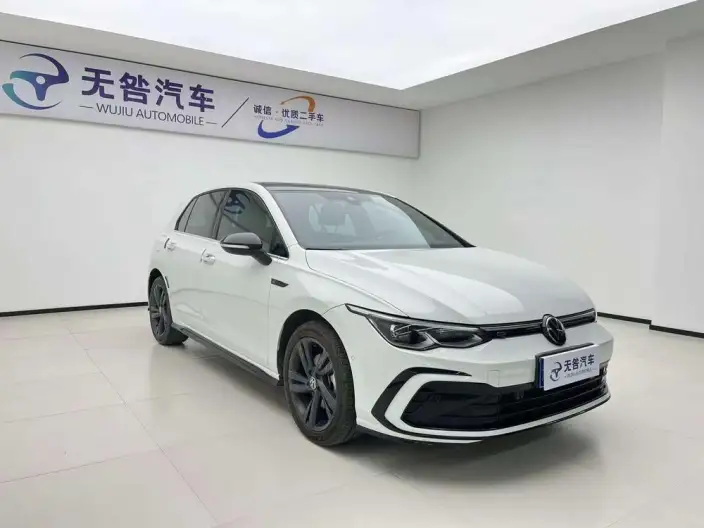 Volkswagen Golf 2021 Model 280TSI DSG R-Line – фото 3
