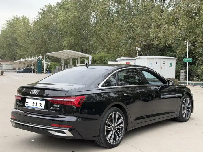 Audi A6L 2024 Model 40 TFSI Luxury Dynamic Model – фото 6