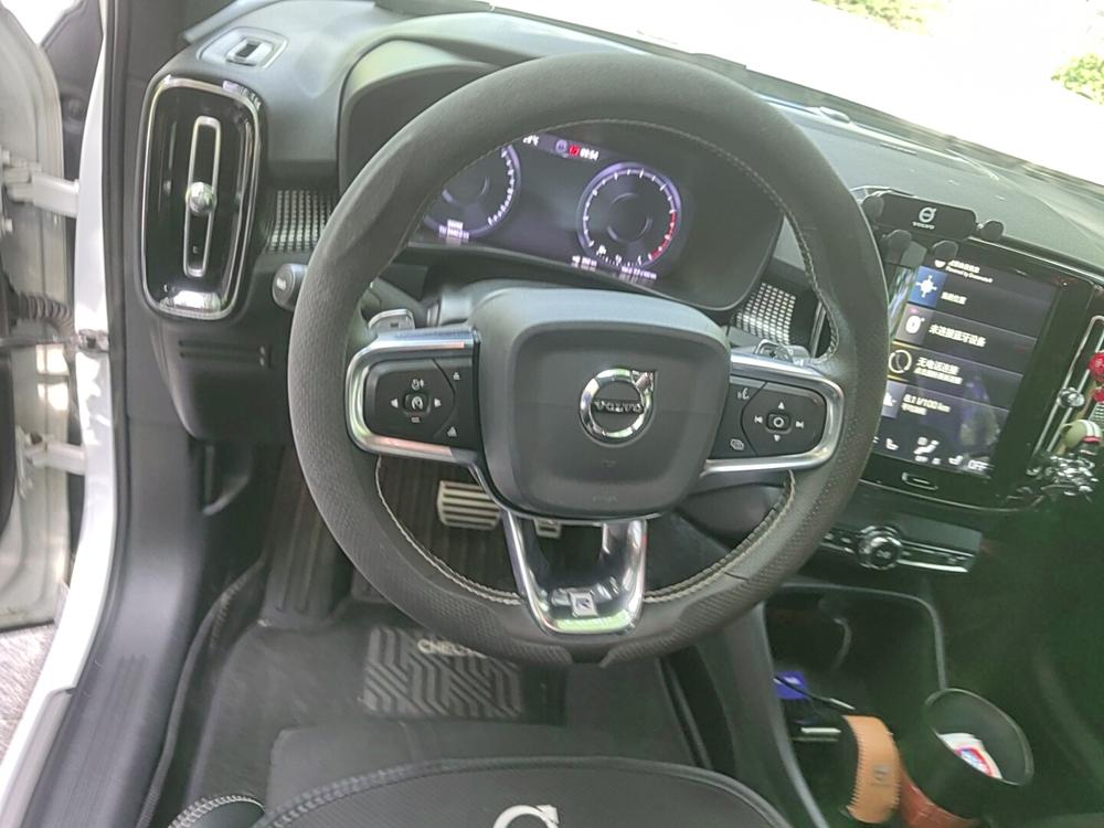 Volvo XC40 Модель 2020 года T5 4WD Smart Elegance Sports Edition – фото 7