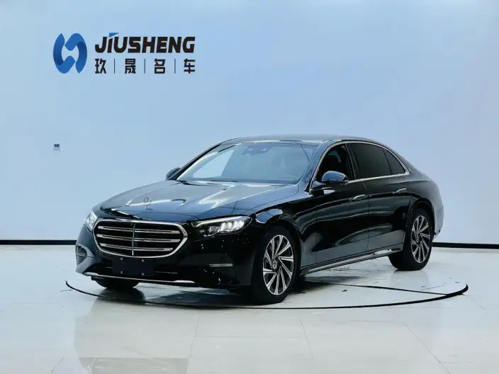 Mercedes-Benz E-Class 2024 Model E 300 L Luxury Model sedan – фото 1