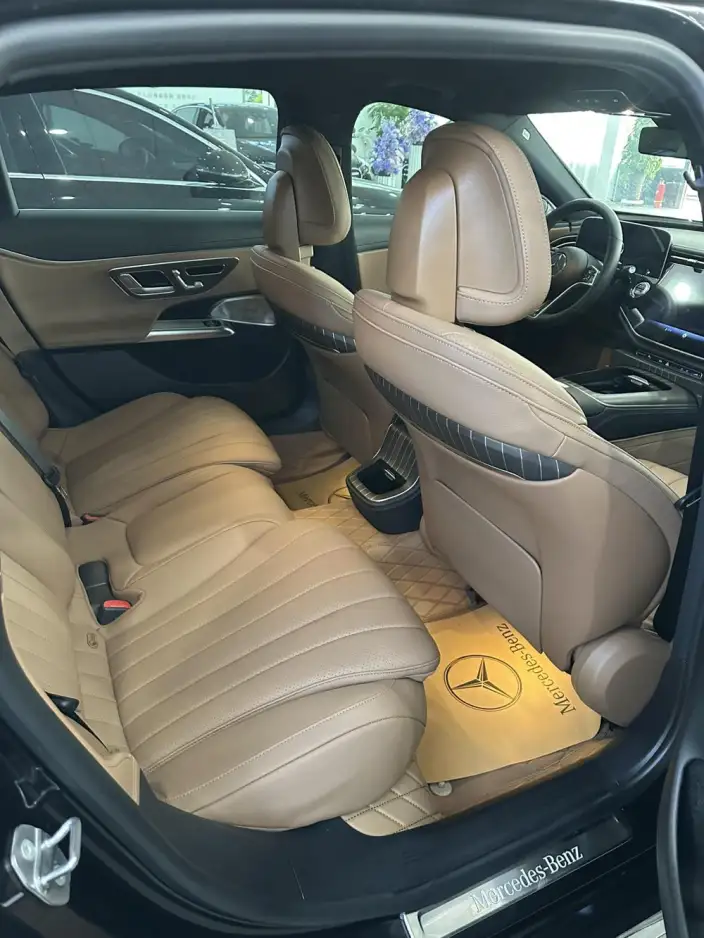 Mercedes-Benz E-Class 2024 Model E 300 L Luxury Model sedan – фото 8