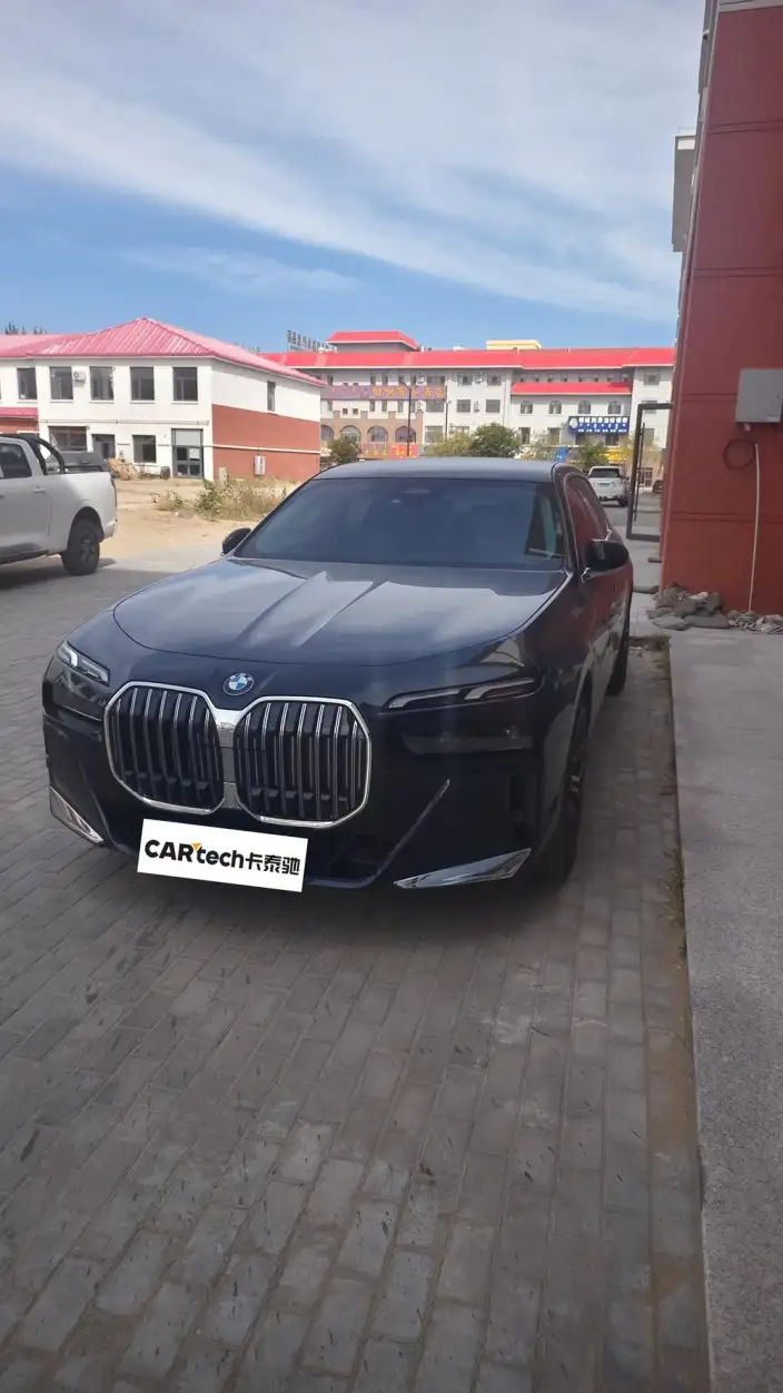 BMW 7 Series 2026 Model 735Li M Sports Set – фото 1