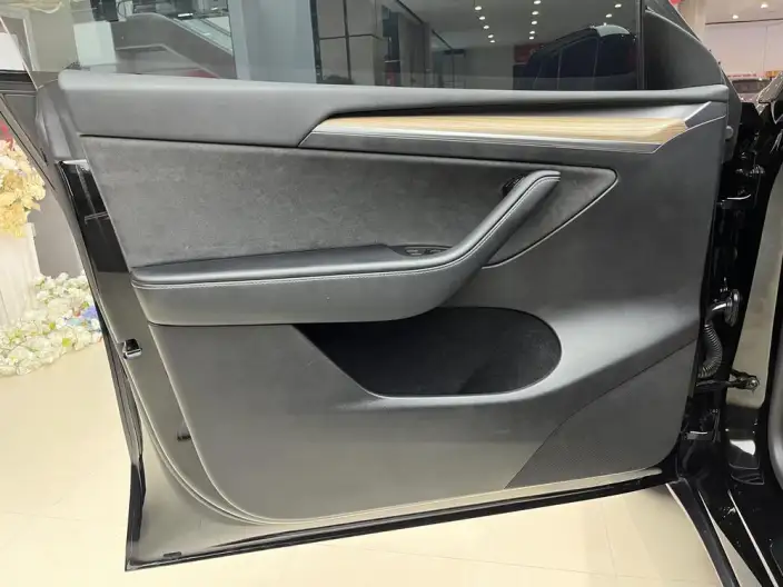 Model Y 2022 Model Facelift Rear-wheel drive version – фото 7