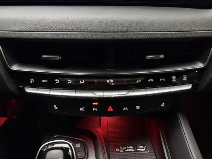 Cadillac CT5 2025 Model 28T Lincoln Town Sports Edition – фото 9