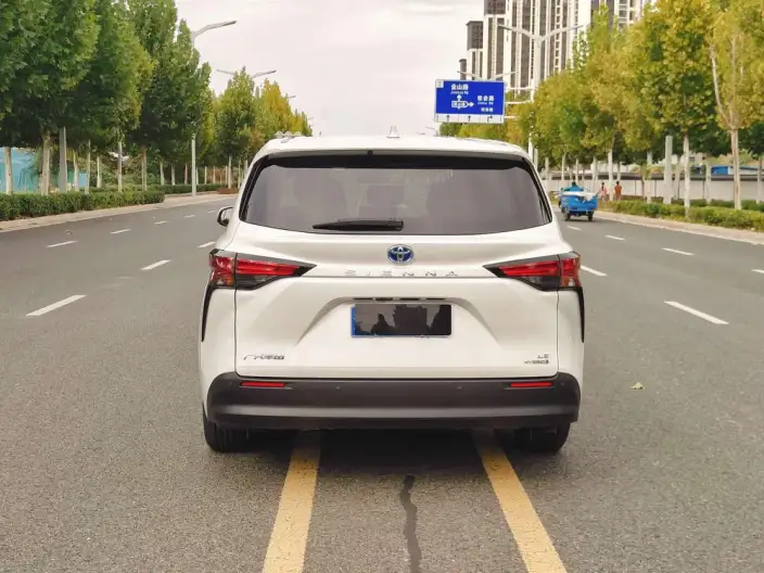 Toyota Sienna 2024 Model Hybrid 2.5L Comfort Edition – фото 5